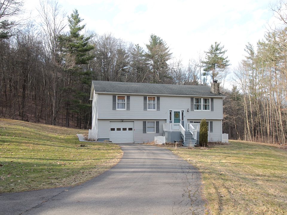 1st image of 851 Nowlan Rd