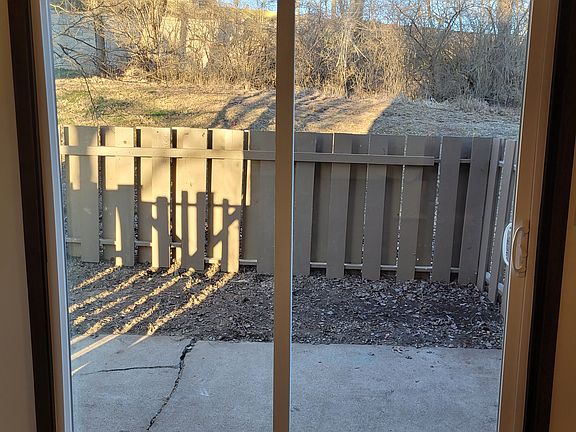 5th image of 3415 Southward Cir