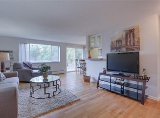 830 E 11th Ave APT 201, Denver, CO 80218