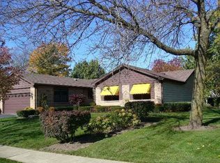 805 Woodbine Cir, Lake Zurich, IL