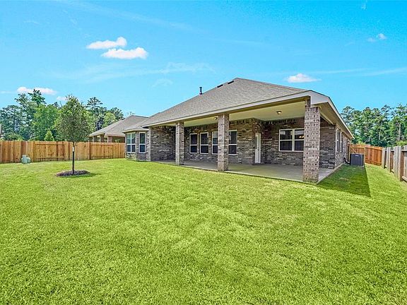 2nd image of 1701 Graystone Hills Dr