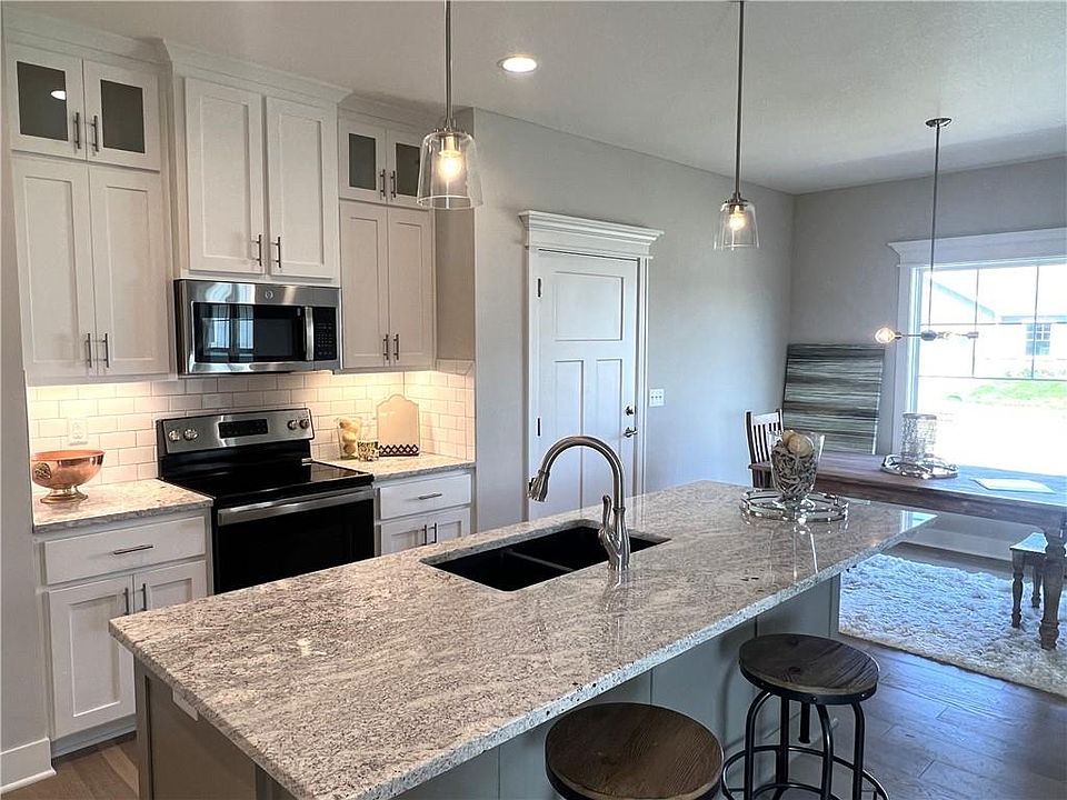 17760 Greeley St, Gardner, KS 66030 Zillow