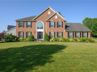712 Chilham Cir, Uniontown, OH 44685