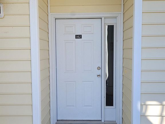 2nd image of 4927 Pond Shoals Ct Unit 102