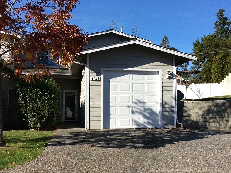 1511 Burrows Ct — Photo 4