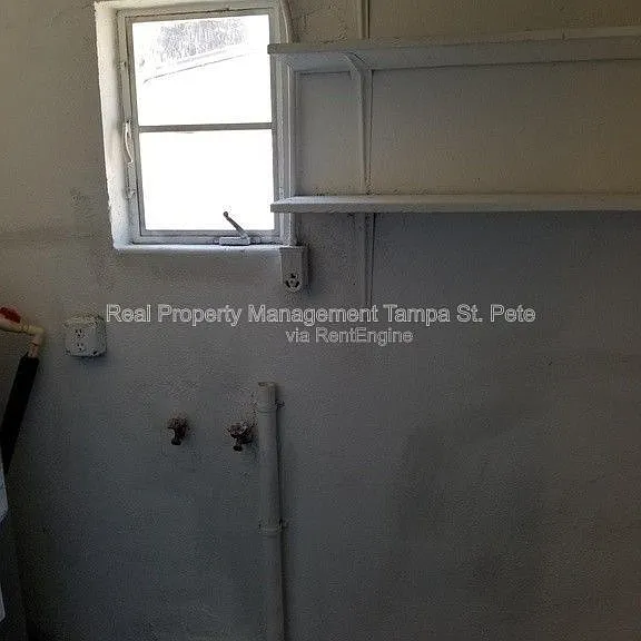 1715 E Lambright St N — Photo 14