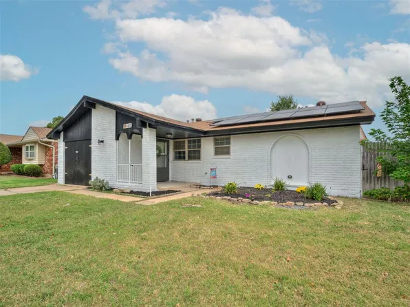 4625 SE 42nd St, Del City, OK 73115