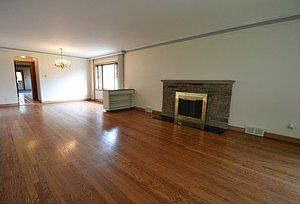 5th image of 9123 S Mozart Ave