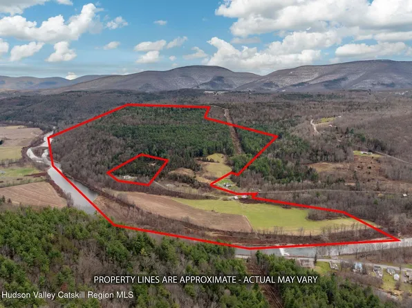 169 Mattice Road, Prattsville, NY 12468