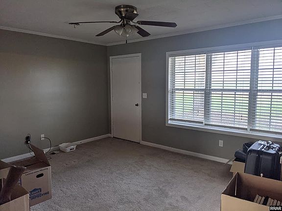 3rd image of 2664 Flippen Ln