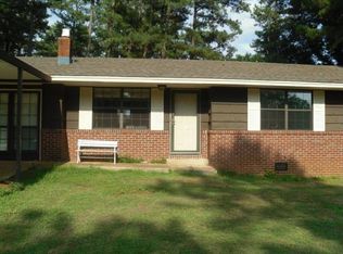 1300 Pine St, Killen, AL 35645