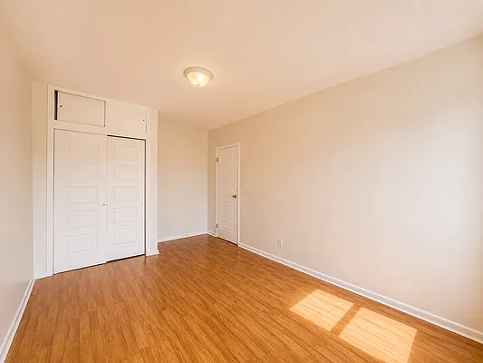 Bedroom, photo 9