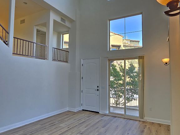 4th image of 23105 Sherman Way #605