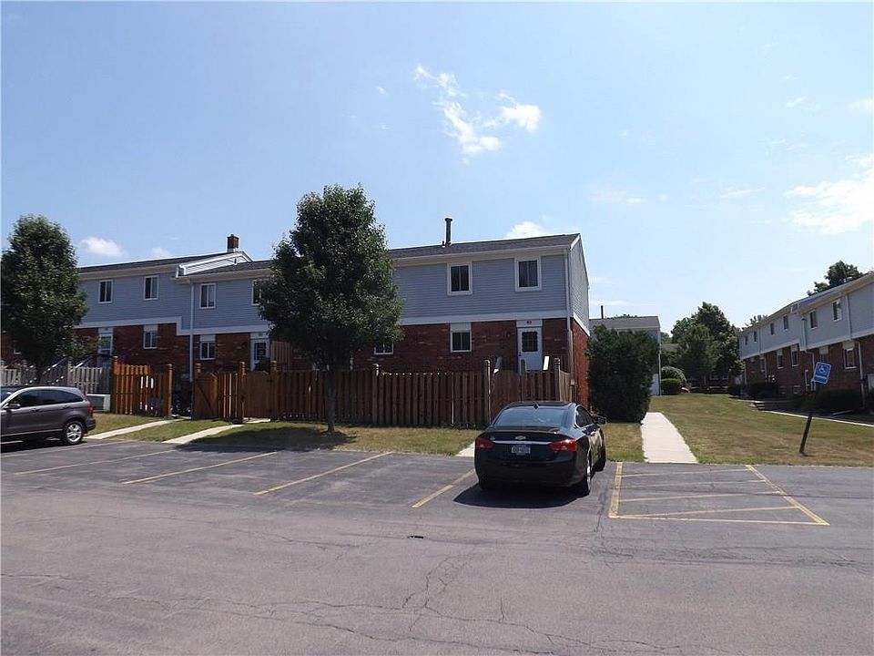 1st image of 130 Woodlands