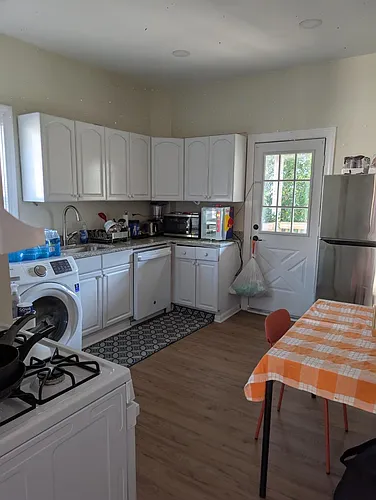 27 Woodward St #2 Photo 1