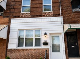 911 Wolf St, Philadelphia, PA 19148