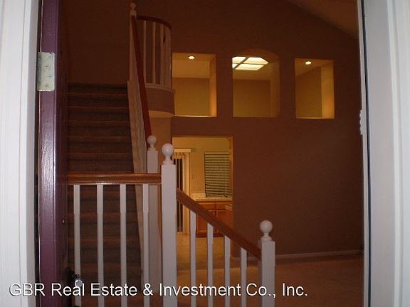 2nd image of 5007 Foxboro Ct