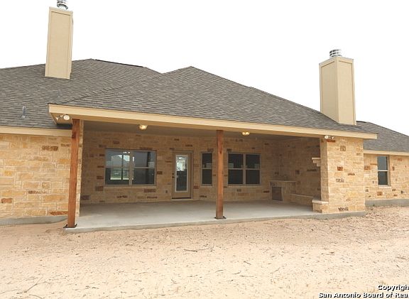 4th image of 142 Triple Bend Dr