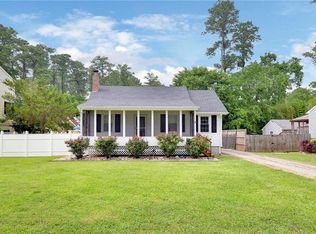 106 Lodge Rd, Poquoson, VA 23662