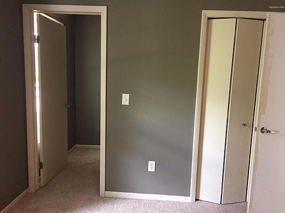 5th image of 3536 Whispering Brook Dr SE