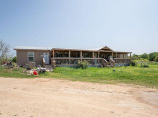 6016 W Lake Creek Rd, Riesel, TX 76682