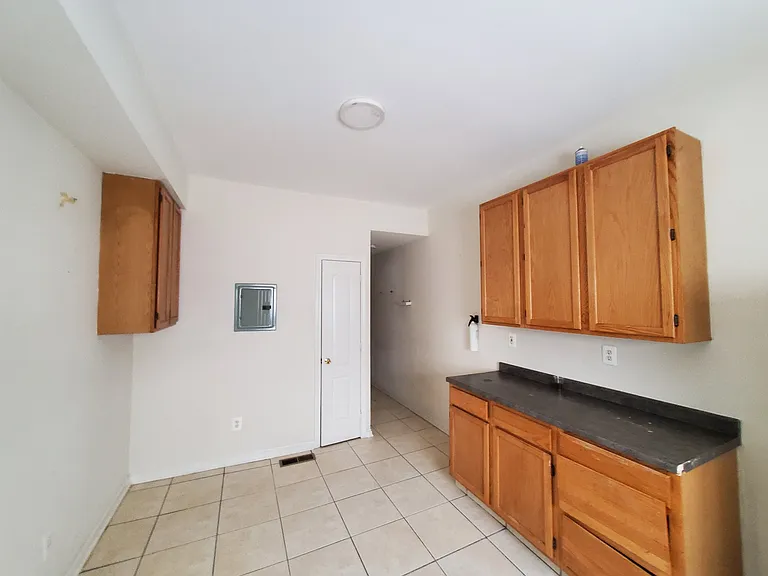 Bright Kitchen