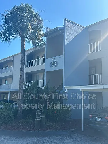 215 Valencia Blvd Photo 1