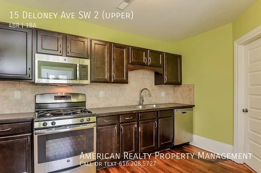 4 bed, 1273 sqft, $2,050 — Photo 3