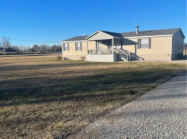 1328 Schexnyder Rd, Mansura, LA 71350