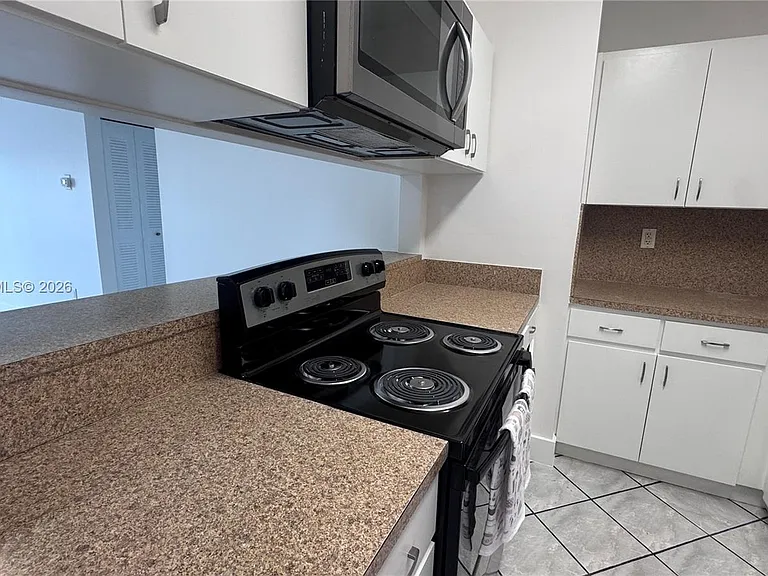6090 W Flagler St #107 — Photo 24