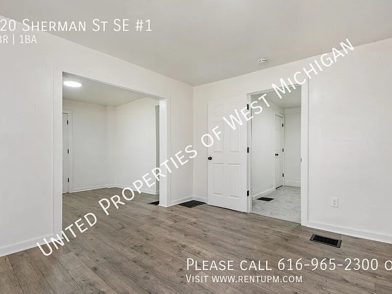 720 Sherman St SE #1 — Photo 9