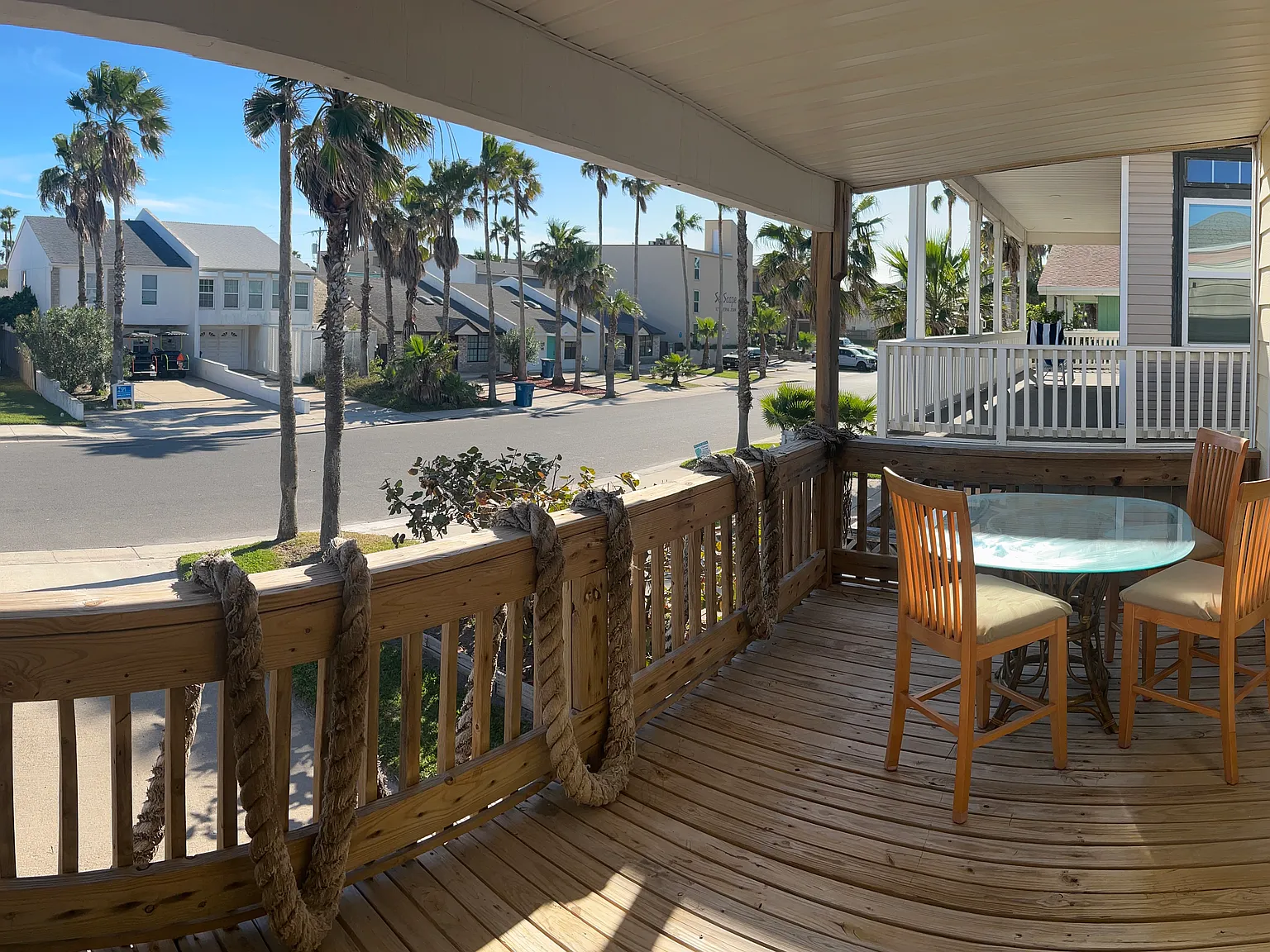 2 bed, 800 sqft, $1,800 — Photo 3