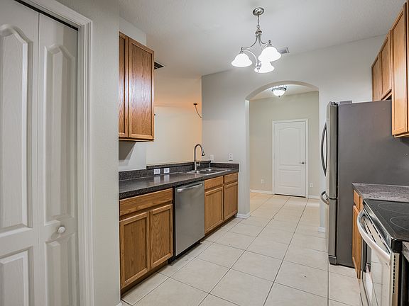 5th image of 9023 Iron Oak Ave