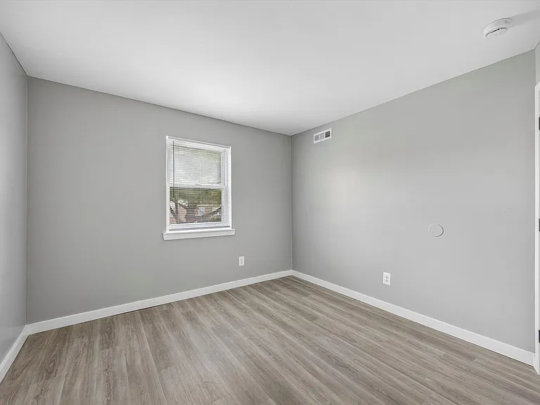 2180 Veterans Hwy — Photo 23