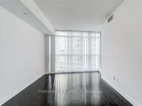 215 Sherway Gardens Rd, Toronto, ON
