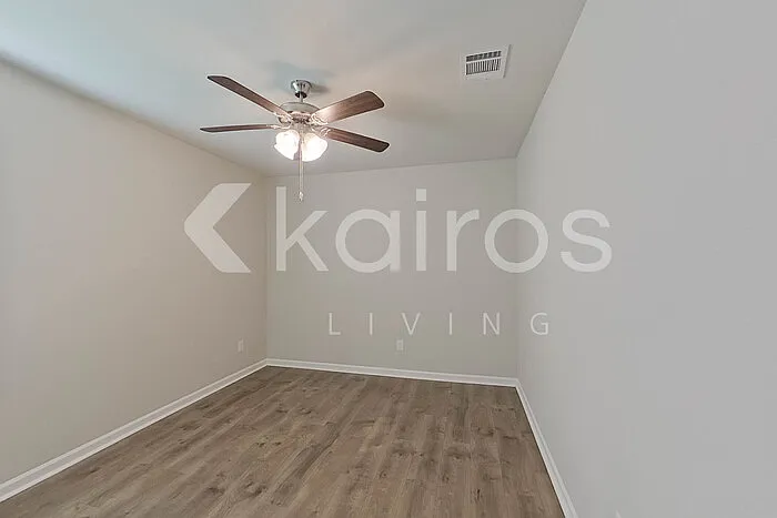 120 Orthello Ct — Photo 17