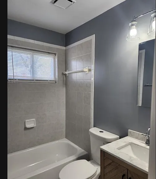 2427 Iverson St #2427 — Photo 4
