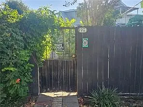2 bed, 2.5 bath, 4062 sqft, $1,750 — Photo 4