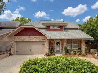 202 Alconese Ave SE, Fort Walton Beach, FL 32548