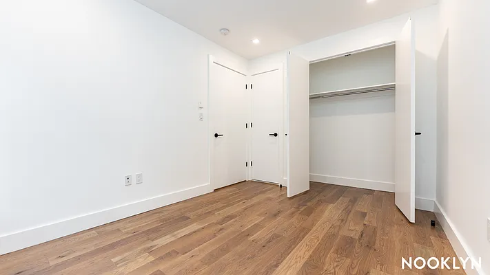 Rented by Nooklyn NYC LLC | media 47