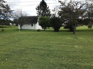 284 Scarlett Dr, La Follette, TN 37766