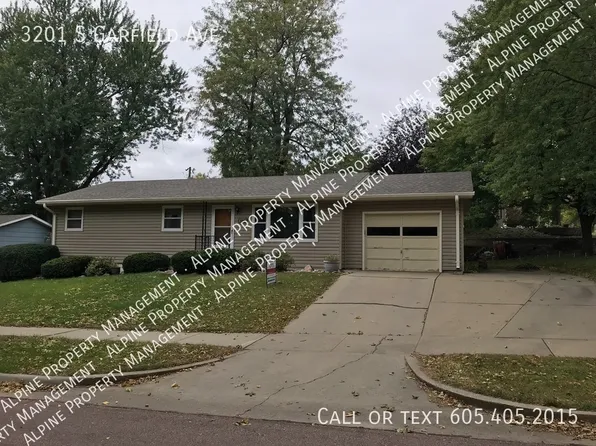 3201 S Garfield Ave, Sioux Falls, SD 57105