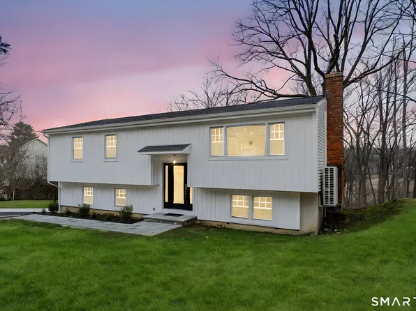 6 Joes Hill Rd, Danbury, CT 06811