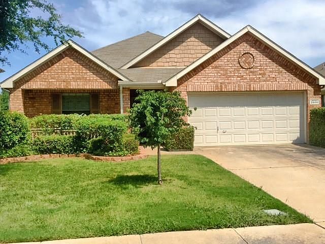 1st image of 2505 Eisenhower Dr