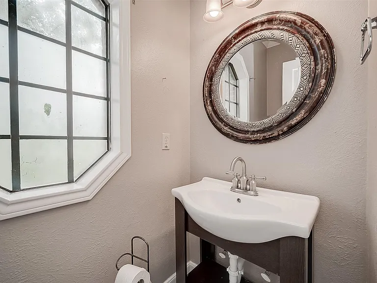 22114 Rockchester Dr — Photo 27