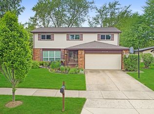 3218 N Daniels Ct, Arlington Heights, IL 60004