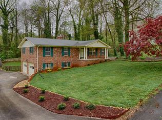 525 Moneta Rd, Knoxville, TN 37919