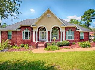 16517 E Lake Dr, Vancleave, MS 39565