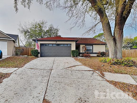 2nd image of 4611 S Country Hills Ct