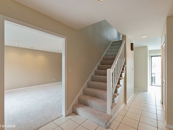 2nd image of 1340 Deerfield Ct